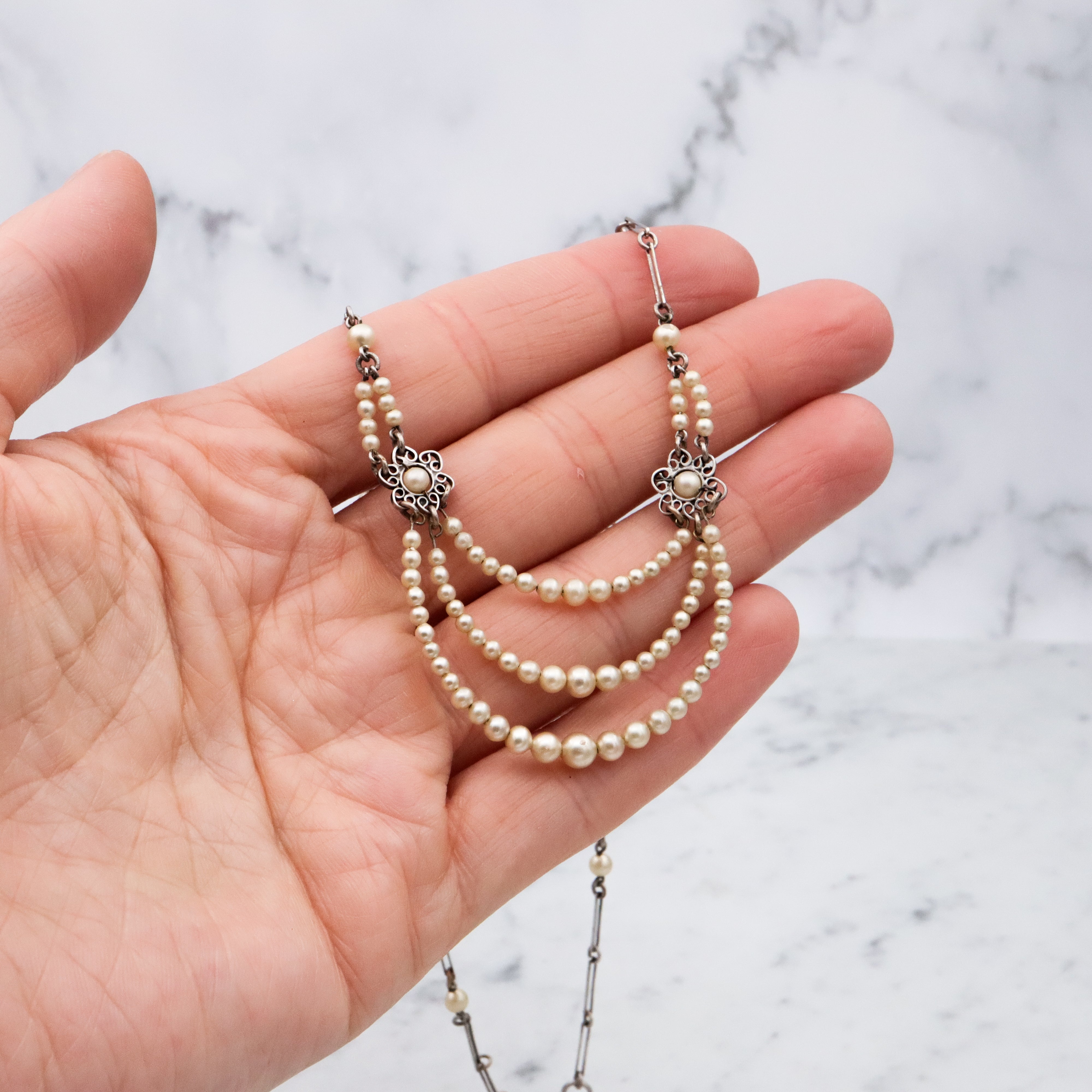 Antique Art Deco faux pearl chandelier silver tone necklace